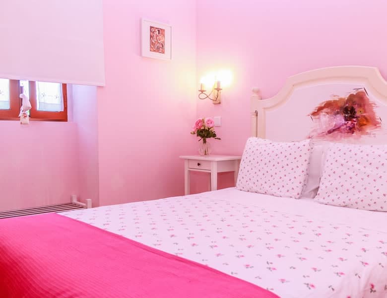 Suite Júnior (Quarto Rosa)