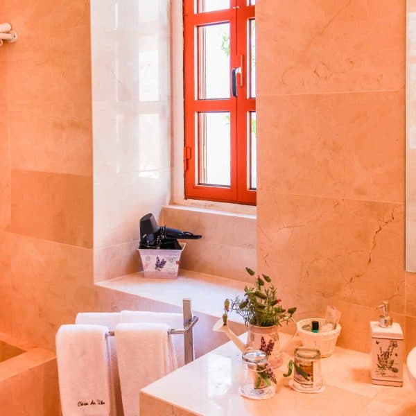 Suite Júnior (Quarto Rosa) — Casa da Tita, foto 2